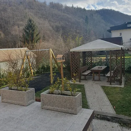Ostello Far Away So Close Near Bled Kropa