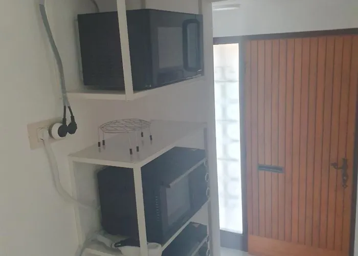 Fully Equipped Six Bedroom House 15 Kilometers From Bled - With A Terrace, Garden, Playground, And Parking بيت شباب Kropa