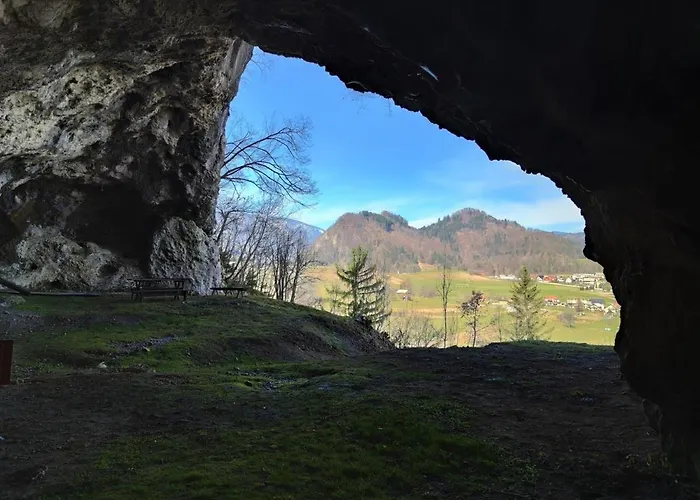 Fully Equipped Six Bedroom House 15 Kilometers From Bled - With A Terrace, Garden, Playground, And Parking بيت شباب *