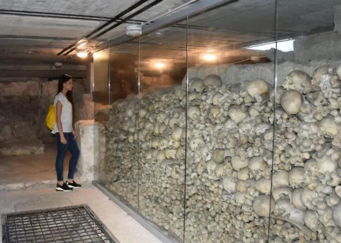 Fully Equipped Six Bedroom House 15 Kilometers From Bled - With A Terrace, Garden, Playground, And Parking بيت شباب *