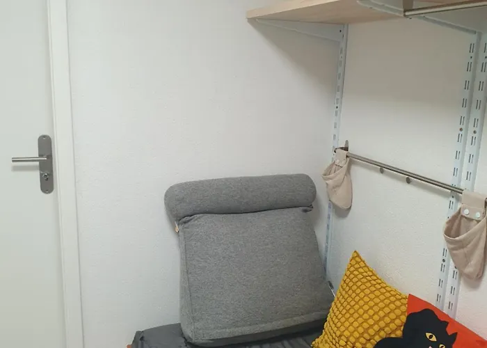 Fully Equipped Six Bedroom House 15 Kilometers From Bled - With A Terrace, Garden, Playground, And Parking بيت شباب Kropa